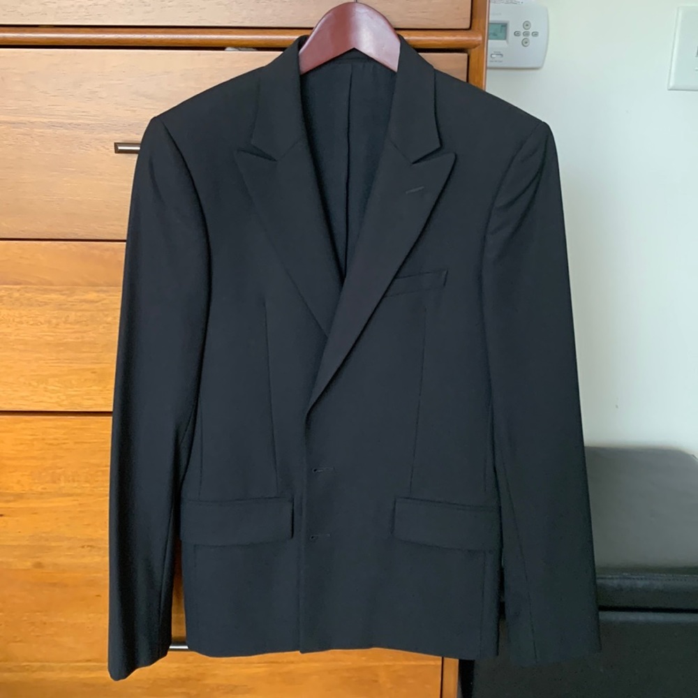 KARL LAGERFELD of Chanel men’s tailored-cut blazer
